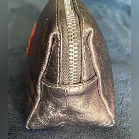 Cavalcanti metallic leather make up bag - Picture 5 of 9